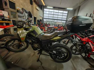 UM DSR Adventure 125