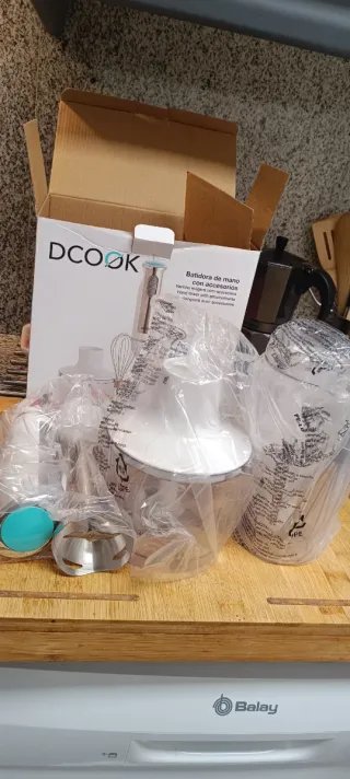 Batidora de mano DCOOK con accesorios