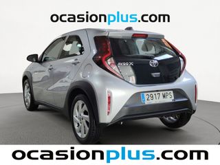 Toyota Aygo X Cross 1.0 VVT-I Play 53 kW (72 CV)