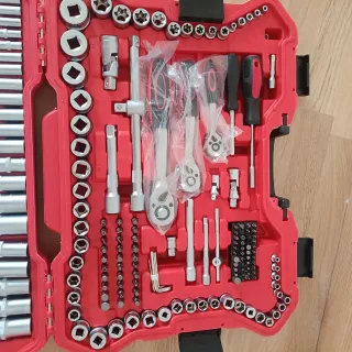 Maletín con  herramientas KRAFT M.A.N.