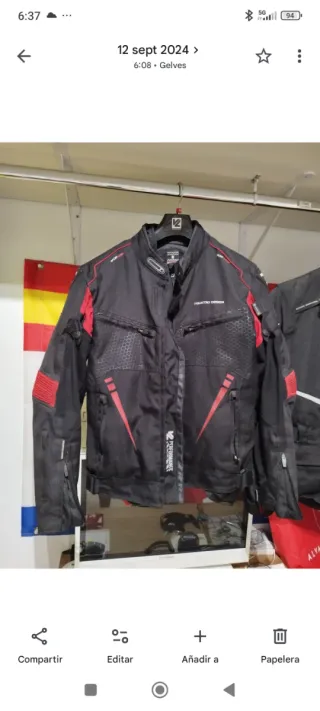 Chaqueta Moto V4 Negra y Roja