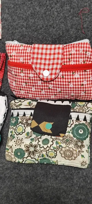 Desde 1 € hasta 3 € Monederos y fundas de gafas