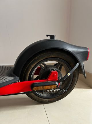 Monopatín Eléctrico Ninebot Segway D18E Rojo