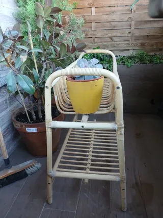 Soporte plantas bambú 2 estantes