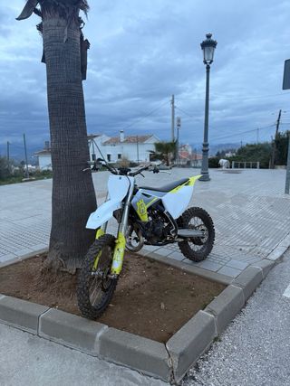 Husqvarna 85cc