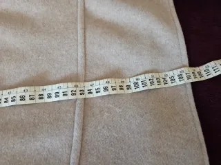 Capa beige El Corte Inglés talla única