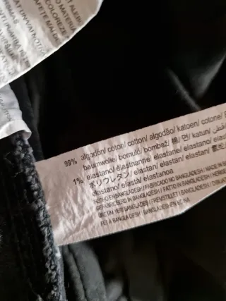 Cazadora vaquera negra Zara