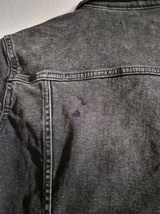 Cazadora vaquera negra Zara