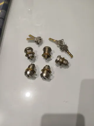 5 Cerraduras Vending con Llaves