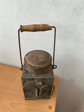 Farol de aceite antiguo