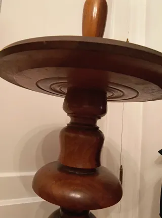 Lámpara de pie antigua madera