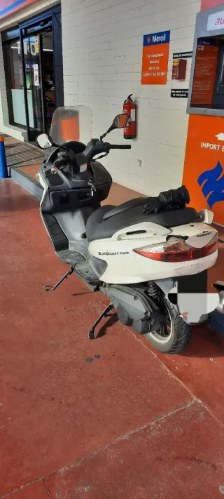 Suzuki Burgman 125 2010