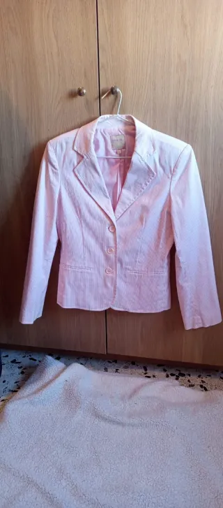 Americana rosa ralla diplomática talla 38