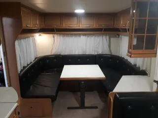 Caravana Hobby Prestige 650