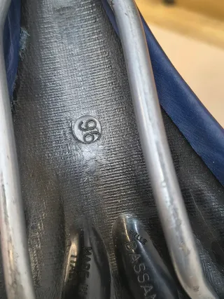 Sillín Vuelta Pro Racing Azul/Blanco