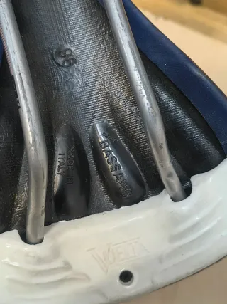 Sillín Vuelta Pro Racing Azul/Blanco