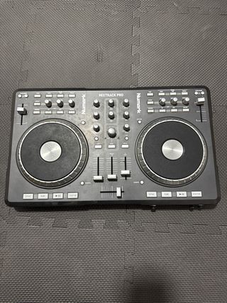 Numark Mixtrack Pro controlador DJ