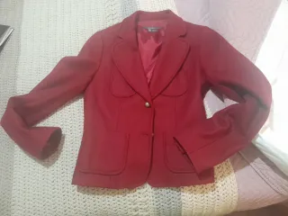 Chaqueta Zara Roja Mujer.lana 100%