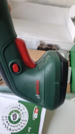 Forbici Elettriche Bosch EasyShear 3,6V