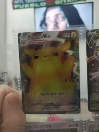 Carta Pokémon Pikachu VMAX 310 HP