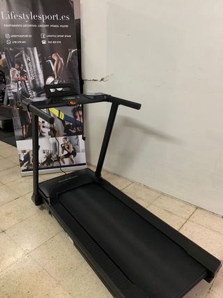 Cinta de correr Norditrack T Series 5 exposición