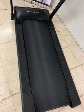Cinta de correr Norditrack T Series 5 exposición