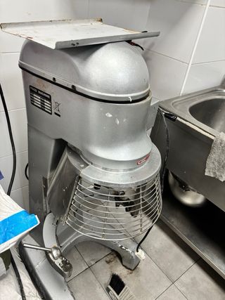 Batidora Amasadora Industrial Averiada