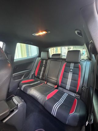 Volkswagen Golf VI GTI