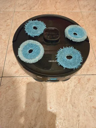 Robot Aspirador Conga Negro