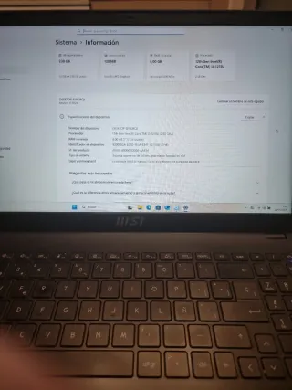 Portátil MSI i3 12ª Gen