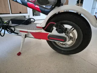 Patinete Eléctrico Xiaomi Mi Scooter 365