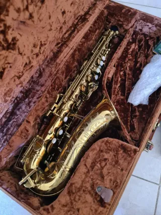 Saxofón Alto Buescher Big B