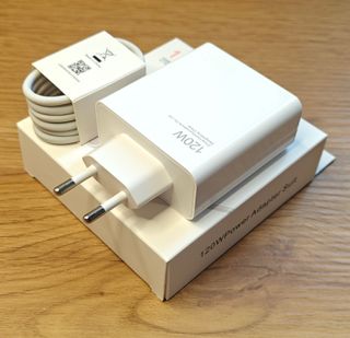 Caricabatterie rapido universale da 120W con cavo di ricarica rapida