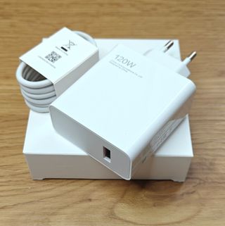 Caricabatterie rapido universale da 120W con cavo di ricarica rapida