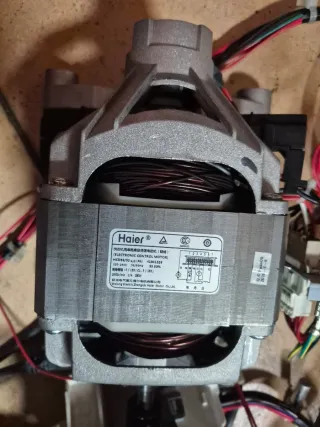 Motor lavadora Haier, placa y componentes