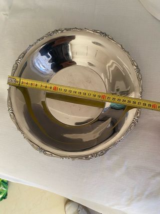 Ciotola decorativa in metallo