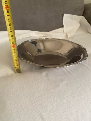 Ciotola decorativa in metallo