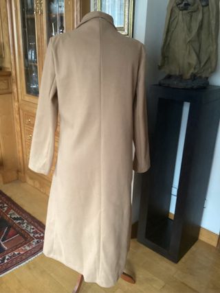 Abrigo largo beige talla M