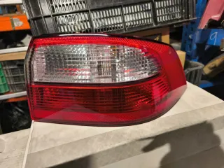 Piloto trasero Renault Laguna 2