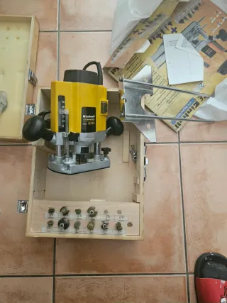 Fresadora Einhell Bavaria BOF 850E