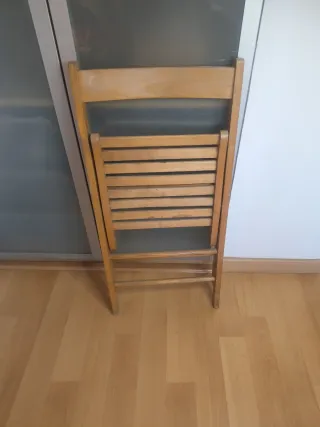 Silla de madera plegable