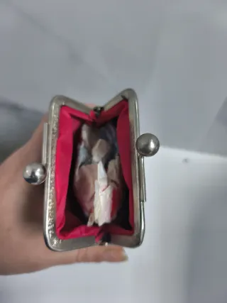 Monedero vintage negro y azul