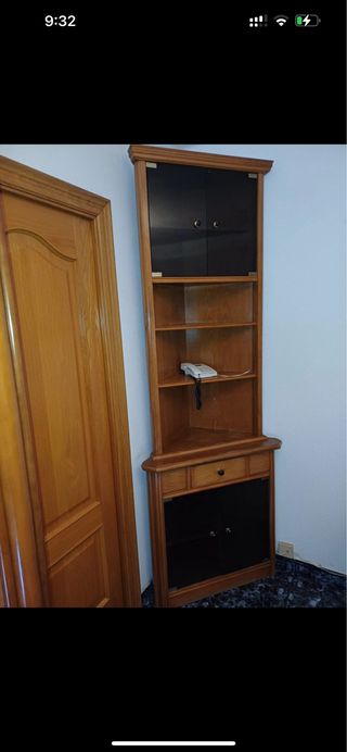 Mueble Esquinero Madera y Cristal