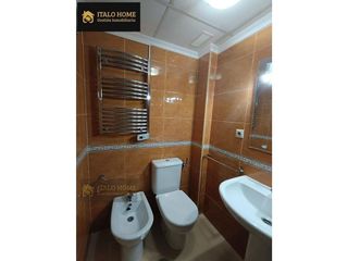 Casa adosada en alquiler en Abanilla