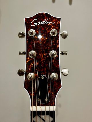 Guitarra Godin Metropolis Ltd Electroacústica