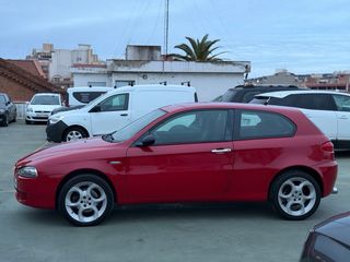 Alfa Romeo 147 1.6 sport 2006 155.000km