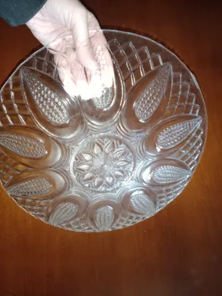 Vassoio tondo in vetro lavorato, vassoio cristallo