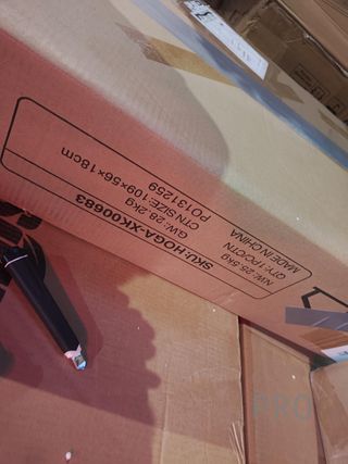 Mesa de comedor de madera rustico