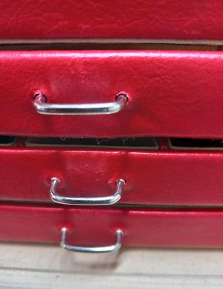 Joyero Maletín Rojo con Cierre