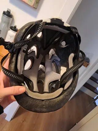 Casco bici infantil dinosaurio